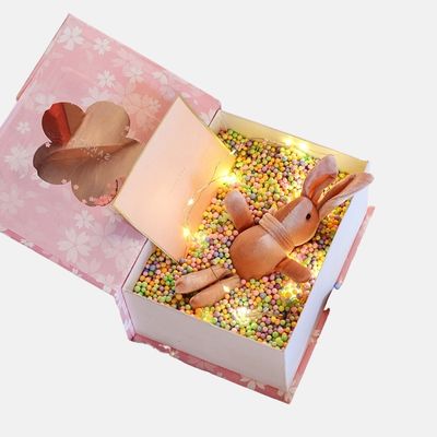 Wholesale Ribbon Flip-top Gift Box with Window