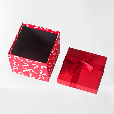 Red Lid and Base Lucky Gift Box Wholesale
